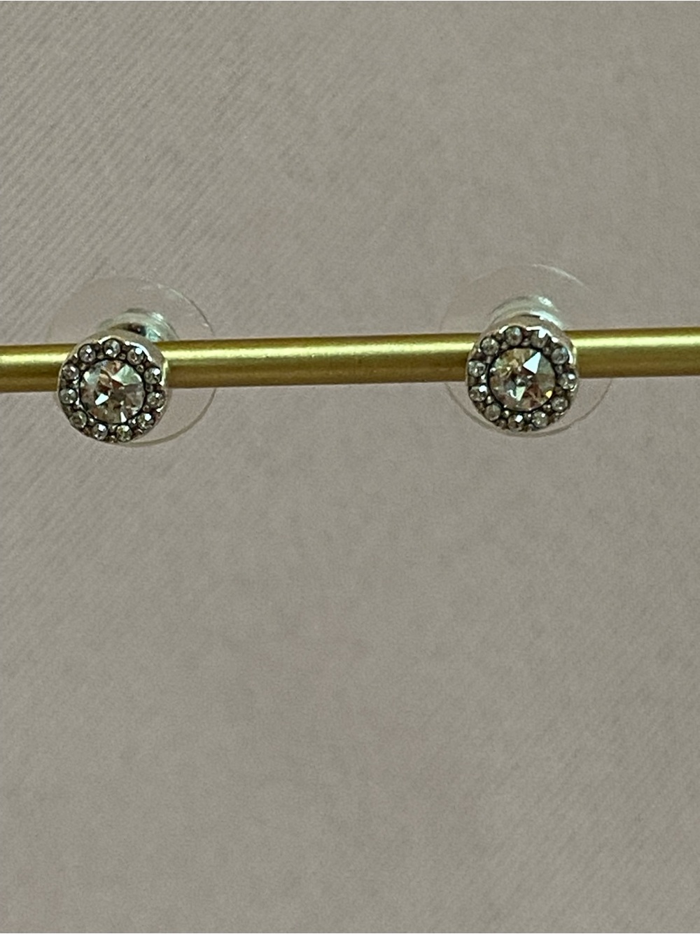 New in Box Brighton Illumina Solitaire Post Earrings - Picture 5 of 11